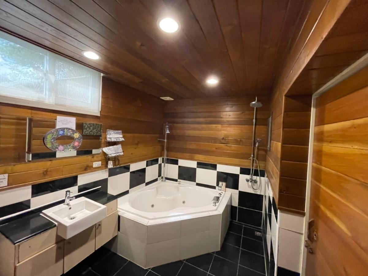 Emmanuel Farm House Ренай Екстериор снимка